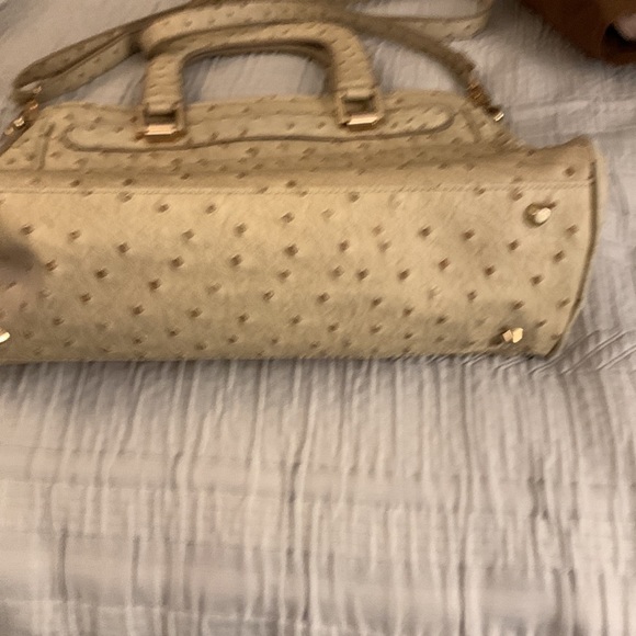 Miadora Faux Ostrich Handbag - Picture 5 of 16